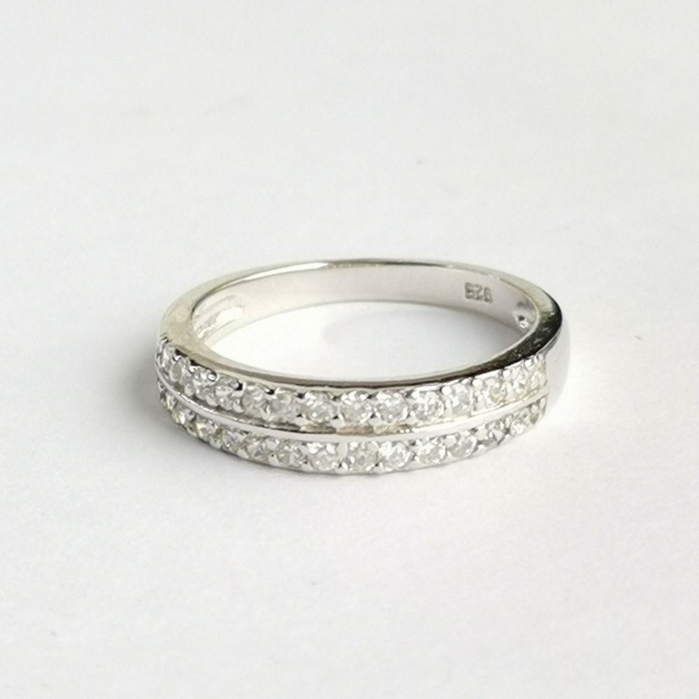 Sterling silver cz eternity band ring size 7 🆕